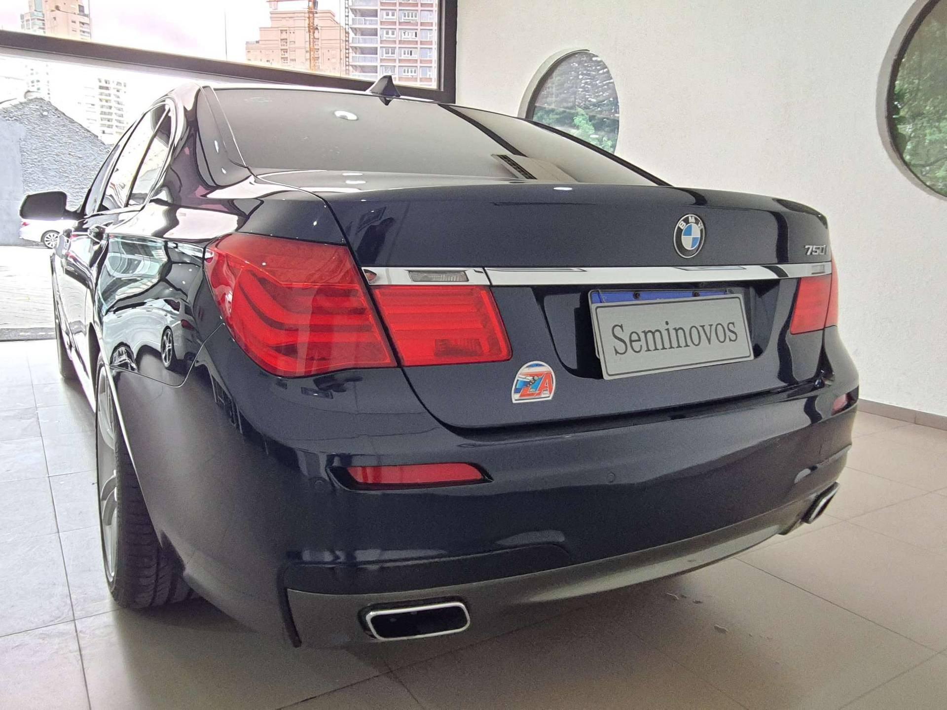 750i
