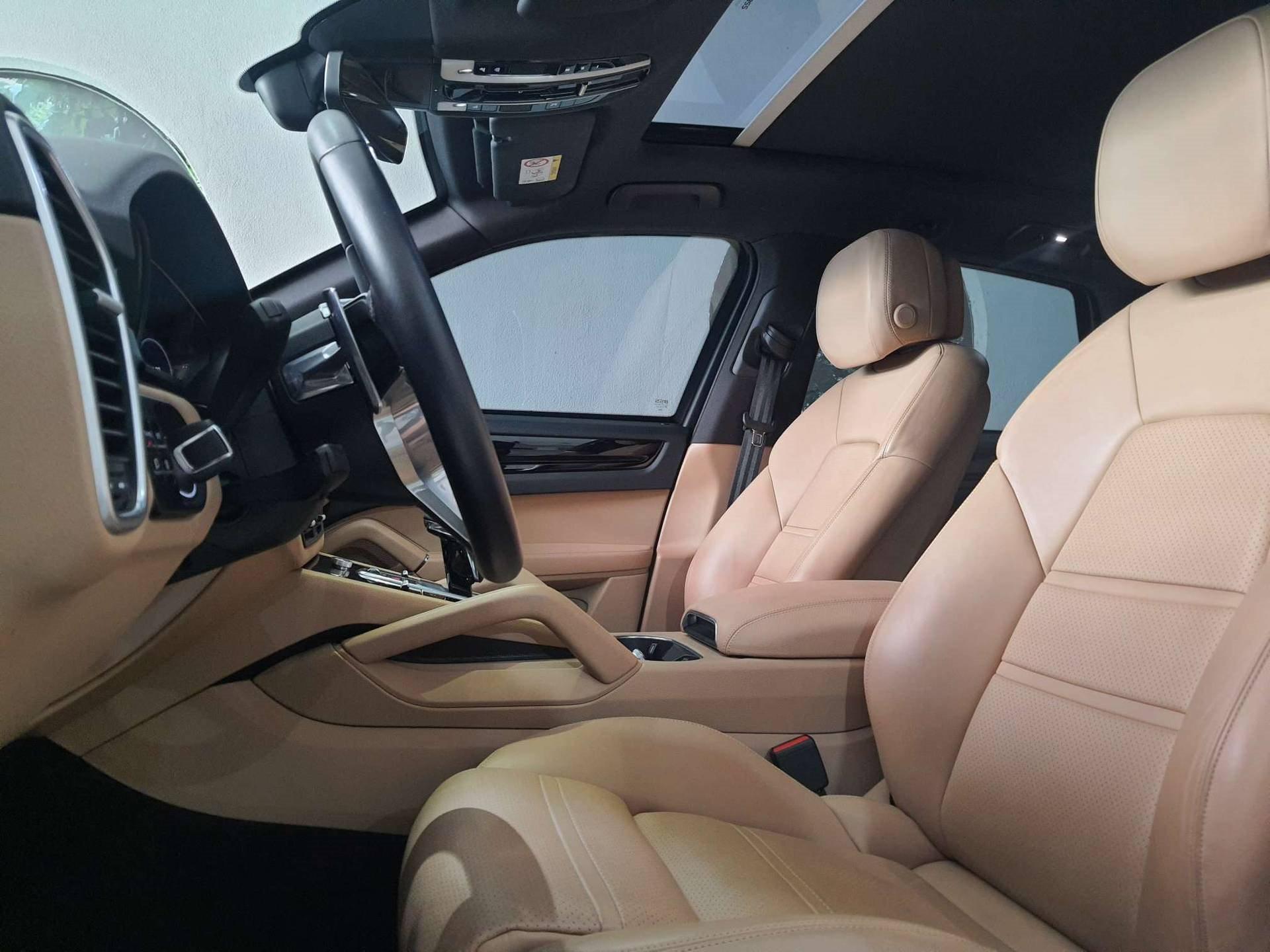 CAYENNE S
