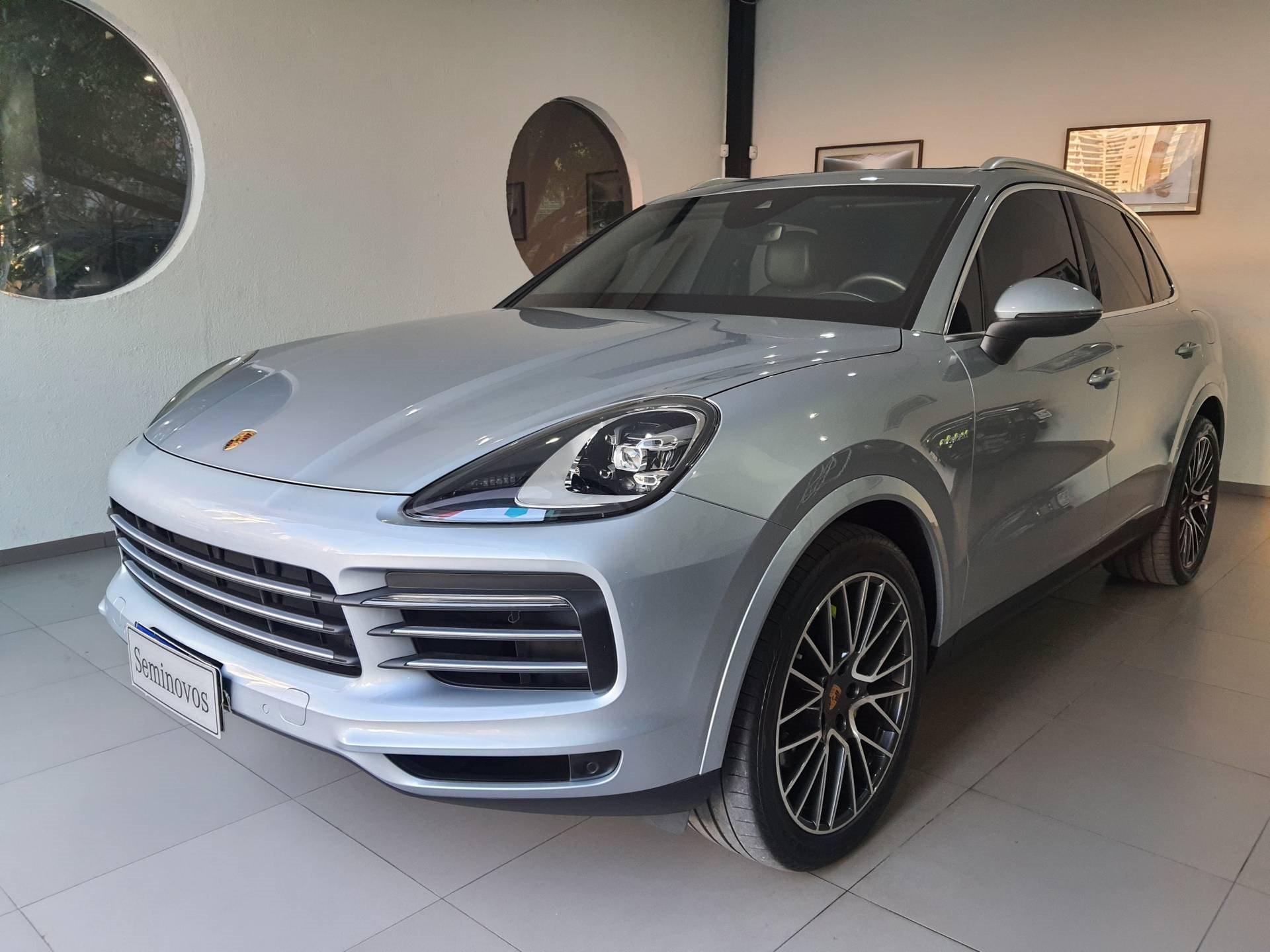 CAYENNE